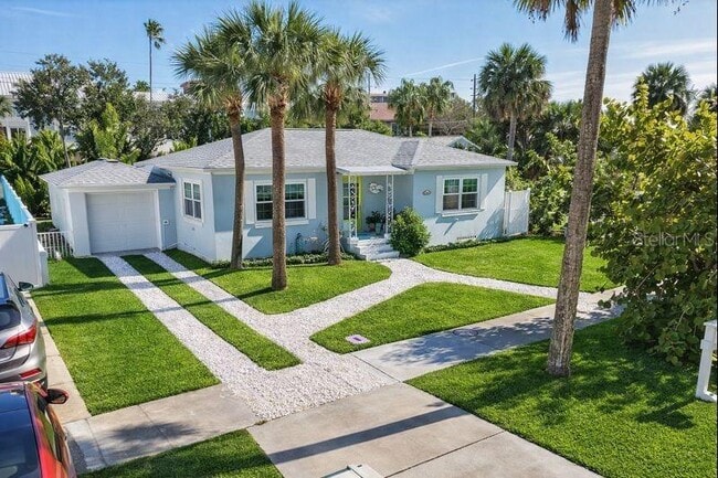 Photo - 741 Lantana Ave