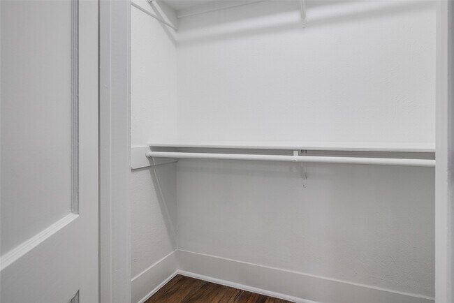 Photo - 605 Bomar St Unit 3