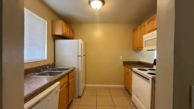 Photo - 112 Cory Ln