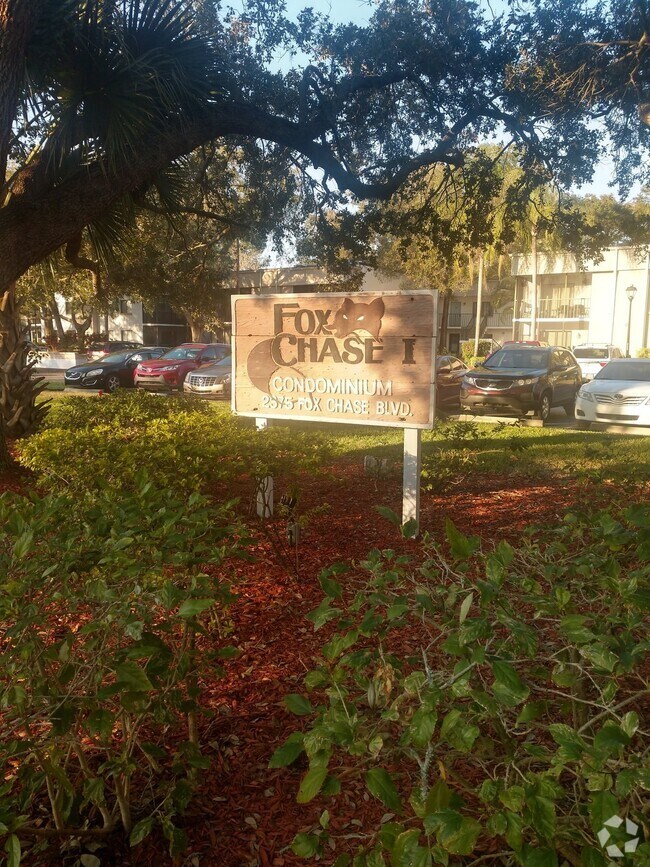 Building Photo - 2 Bedroom/2 Bath Palm Harbor Condo Unit #264