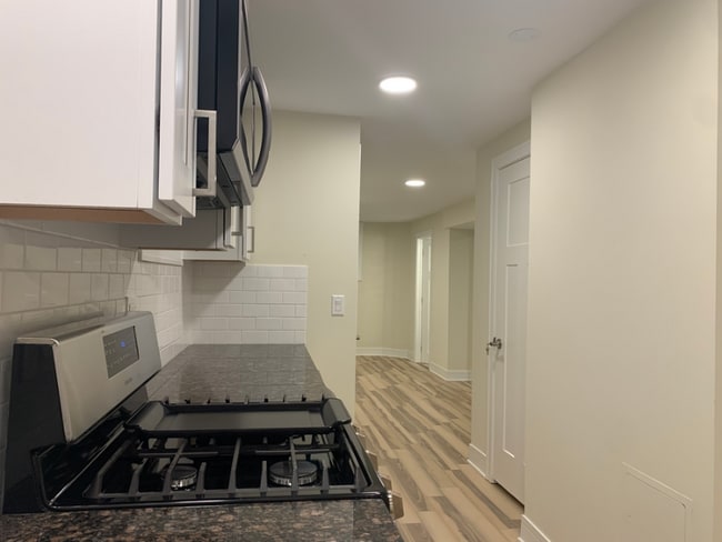 Photo - 6119 N Wolcott Ave