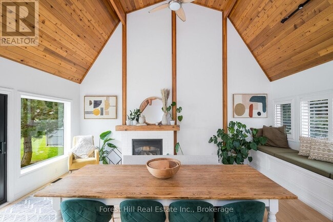 Photo - 144 Brooker Blvd