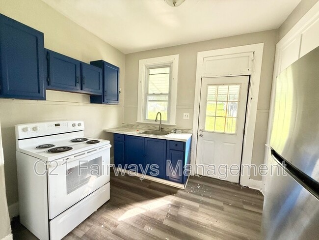 Photo - 419 N 4th St