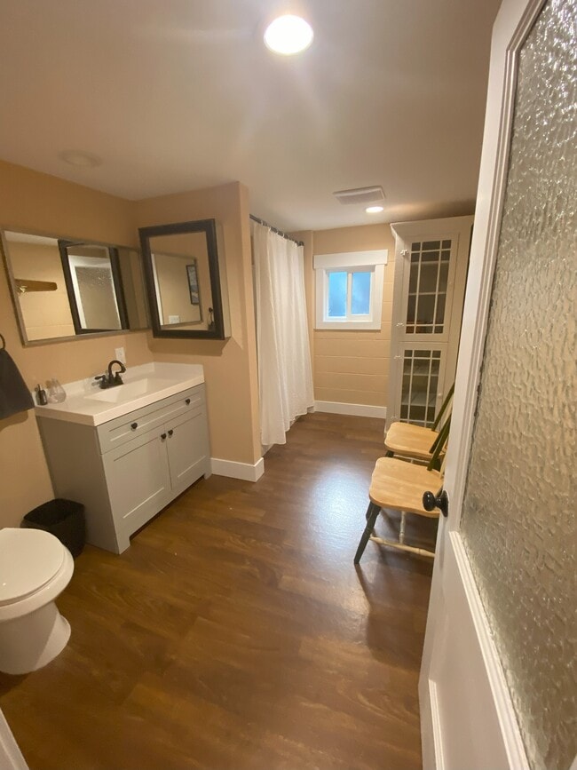 Photo - 12705 S Lakeshore Rd