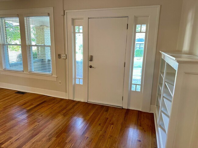 Photo - 35 Perry Ave Unit A