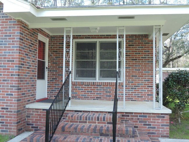 Photo - 290 Parris Island Gateway