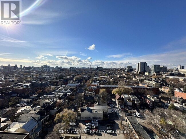 Photo - 195 McCaul St Unit 1411