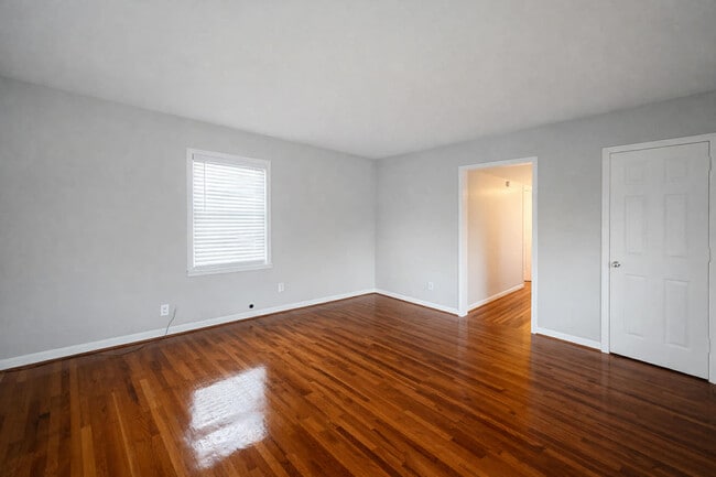 Photo - 8122 Rugby Ave Unit B