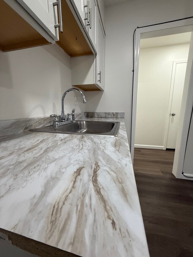 Photo - 3992 Ridgedale St