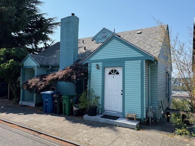 Photo - SKIRVIN TRIPLEX Unit #C