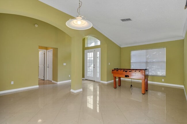 Photo - 5604 Florence Harbor Dr