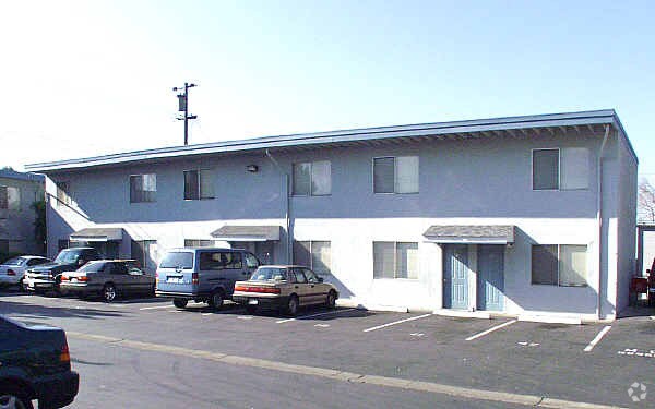 Westwood Apartments - Westwood Apartments