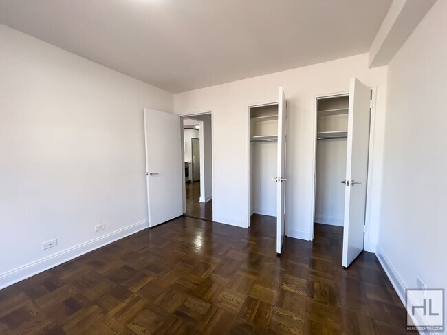 Photo - EAST 35 STREET Unit 15B