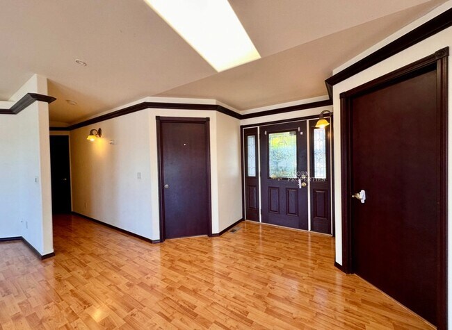 Photo - 1331 SW Harbor Vista Cir