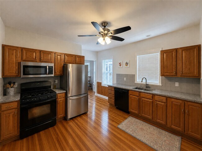 82 Morrison Ave Unit 2