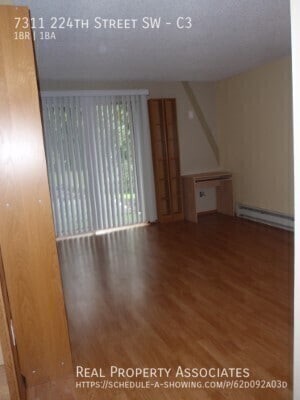 Photo - 7311 224th St SW