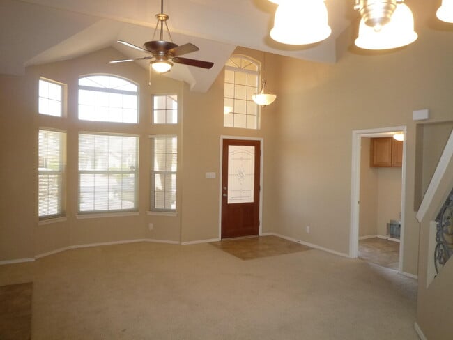 Photo - 10840 Acoma St