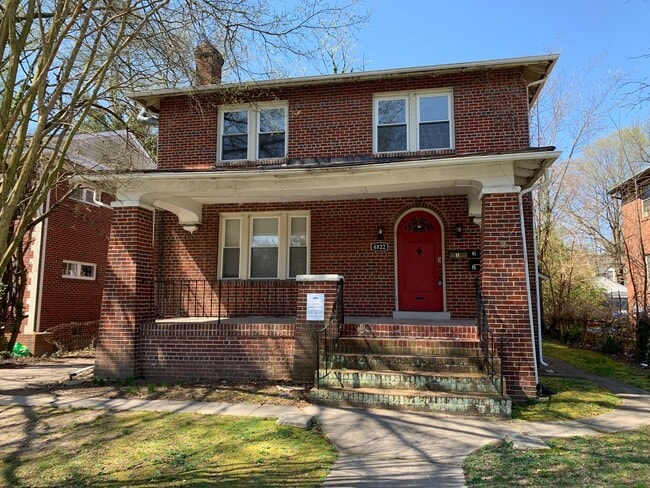 Building Photo - 4822 Chamberlayne Ave Unit 2