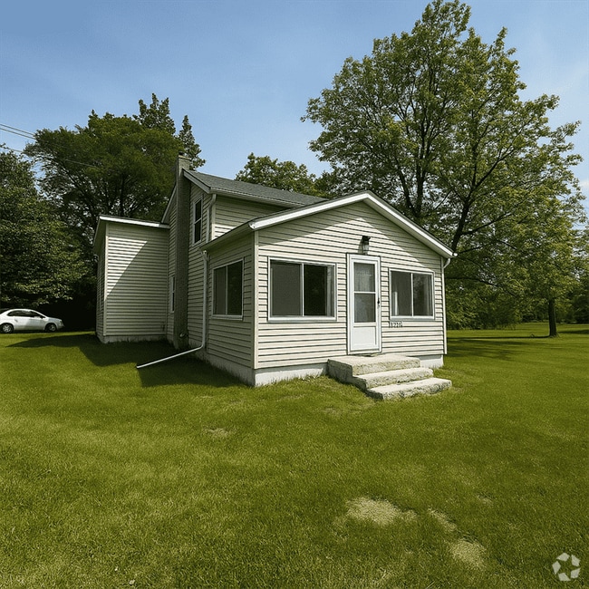 Building Photo - 3432 Flansburg Rd Rental