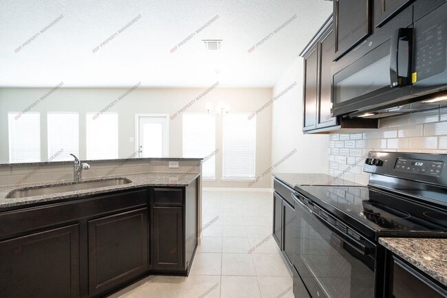 716 Skylar Heights Dr