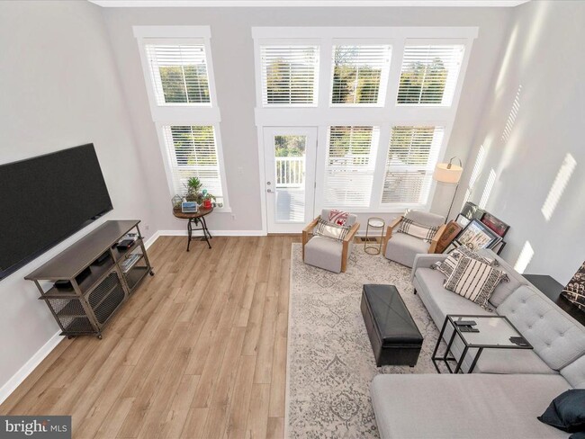 Photo - 740 Tatum Ct