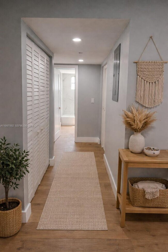 Photo - 2980 Riverside Dr Unit 125-3