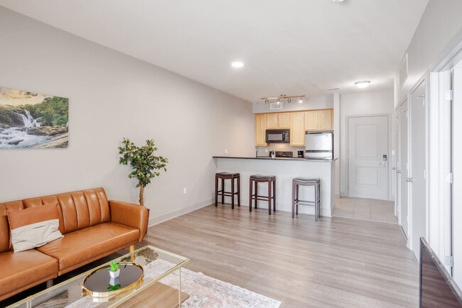 Building Photo - 121 E Freedom Way Rental
