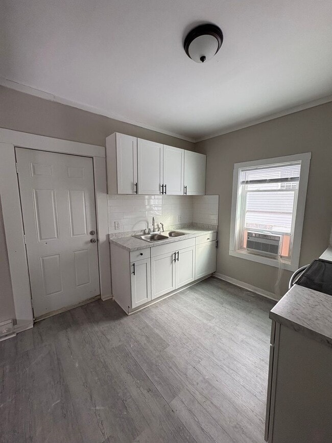 Photo - $875, 1bd/1ba + bonus room - High Point!