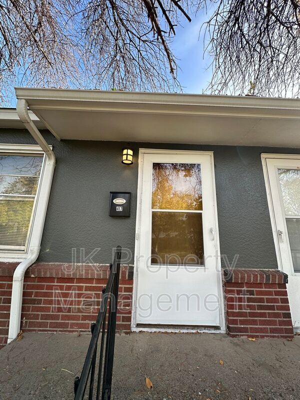 Photo - 417 14th St N