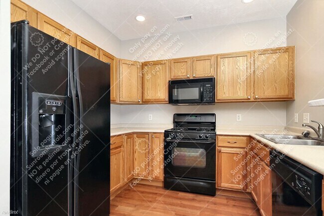 Photo - 2 br, 1 bath Townhome - 1054 Reserve Way