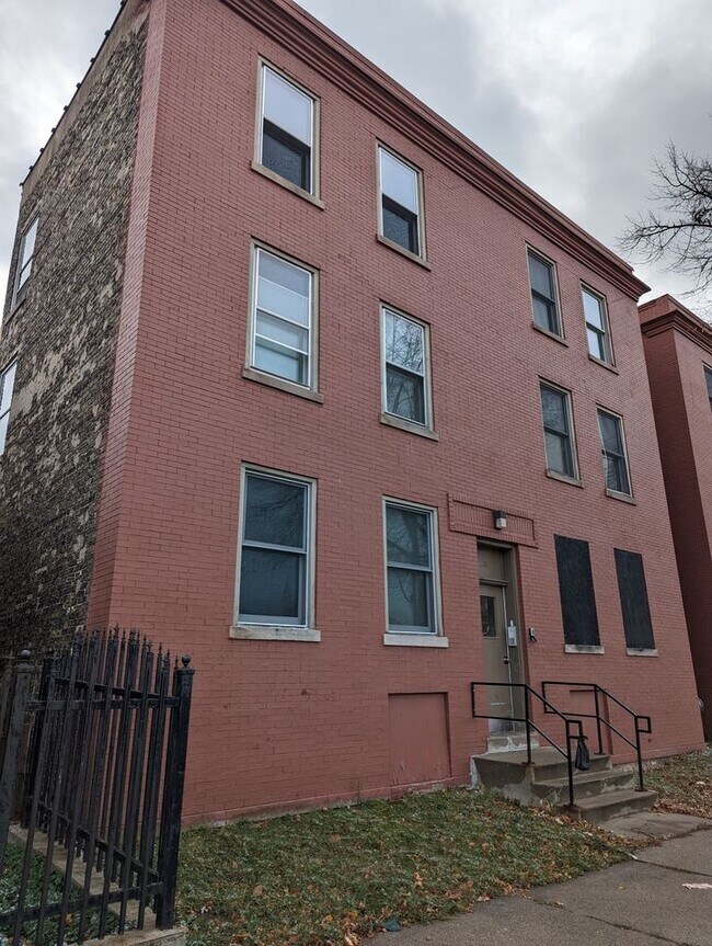 Photo - 1311 W Madison St Unit 11