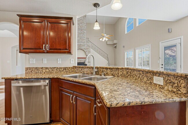 Photo - 6398 Franklin Summit Drive