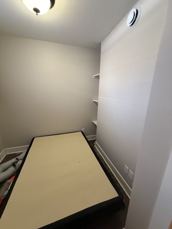 Photo - Room Rental / Student Rental / Ottawa U