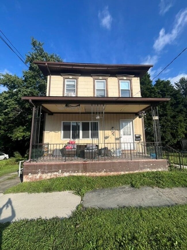 Building Photo - 201 North St