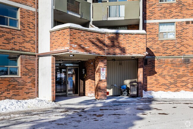 Photo - Royalton Place