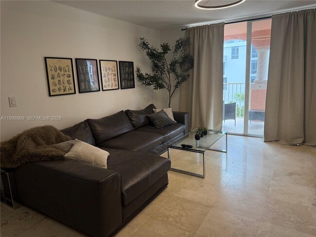 Photo - 19555 E Country Club Dr Unit 8602