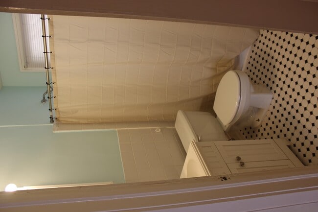 Photo - 600 Mayland Ave SW