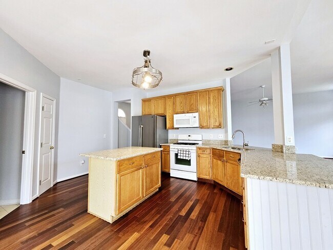 Photo - 2408 Bayview Dr