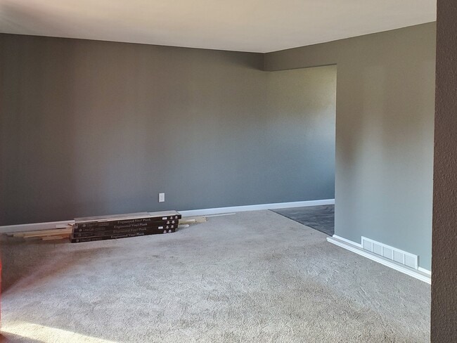 Photo - 418 SE 8th St