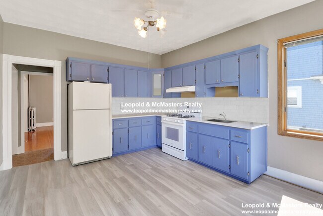 Photo - 288 Pleasant St Apartment Unit 1