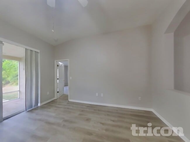 Photo - 31137 Chatterly Dr