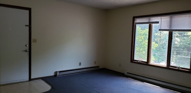 Photo - 367 Falling Run Rd Unit 367-B