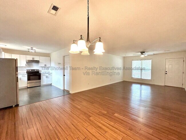 Photo - 4255 Vercelli Ln