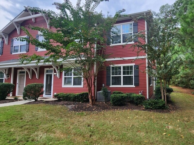 Photo - 2462 Leytonstone Dr