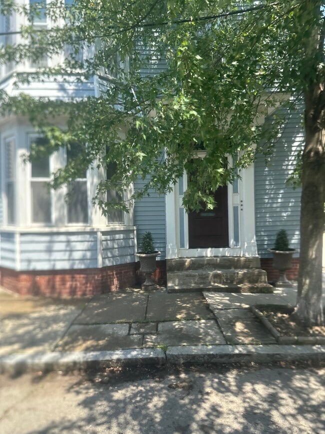 Building Photo - 9 Belknap St Unit 1