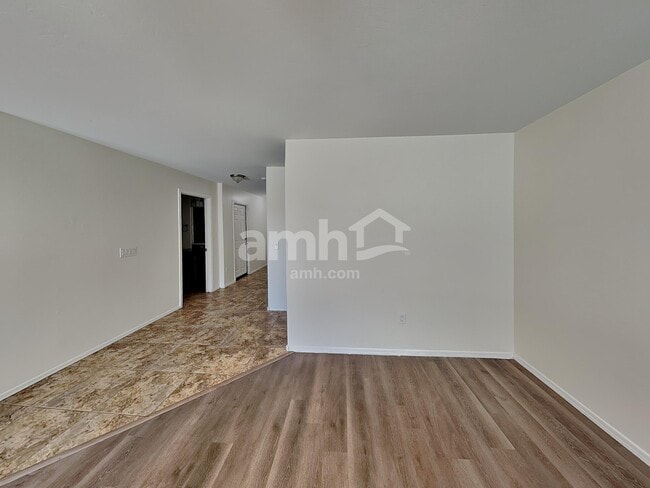 Photo - 1281 W Molinetto Dr