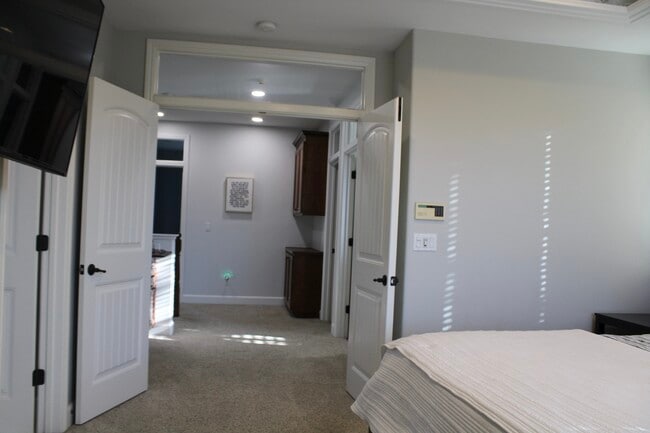 Photo - 7320 Orchard Cir