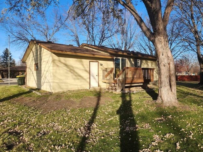 Photo - 1601 7th Ave SE