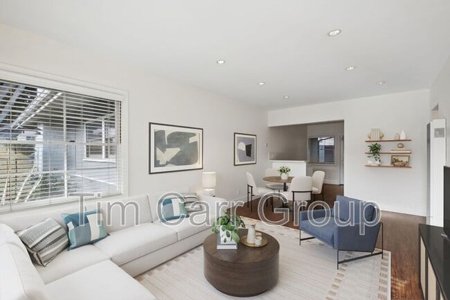 Photo - 2002 Clay St