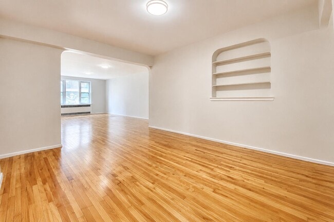 500 Kappock St Unit 5C